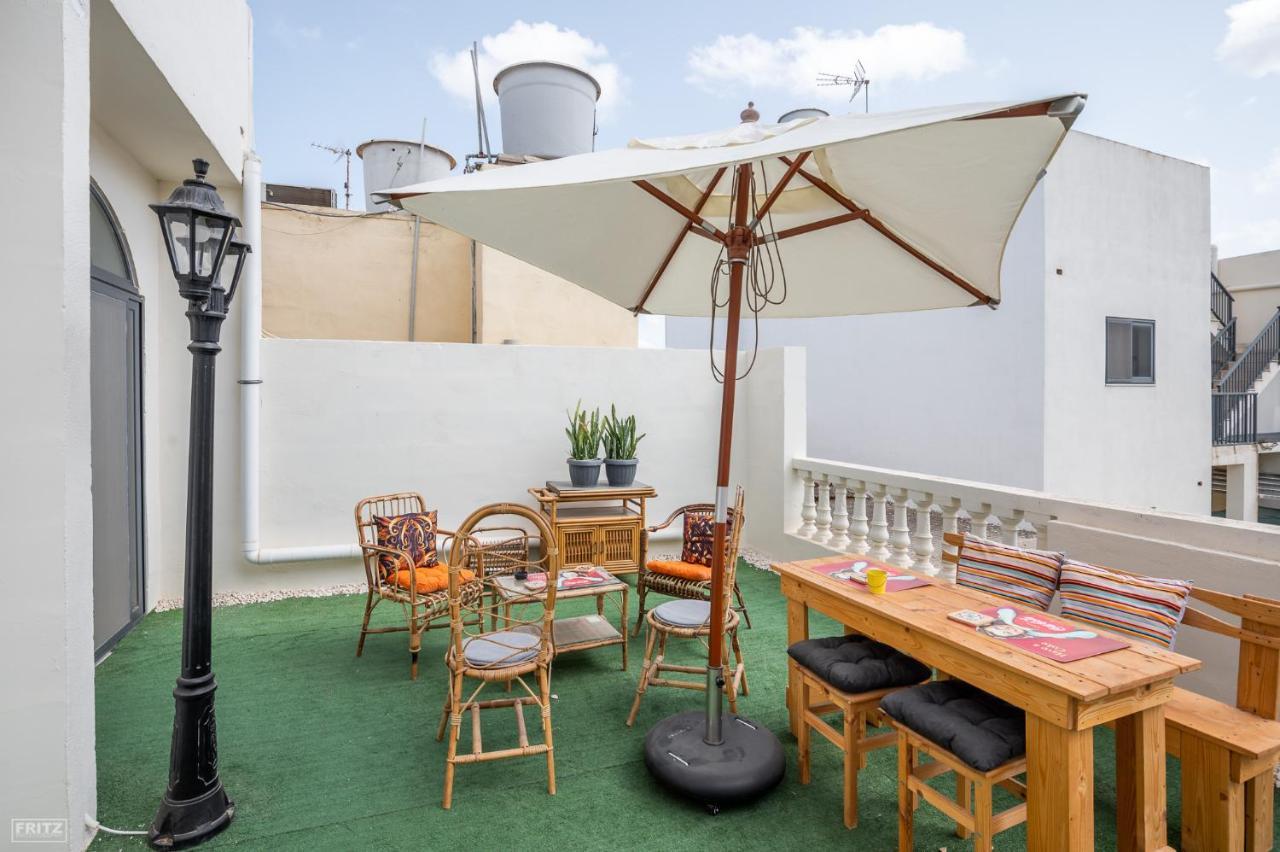 Close To Airport - Private Room With Private Bathroom Adults Only Gudja Luaran gambar